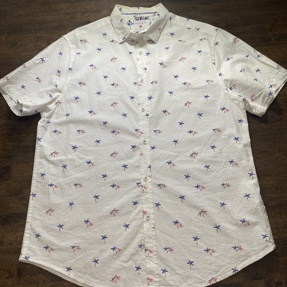 Denim & Flower Men's XL White Shirt Patriotic Firecrackers Vacation Short Sleeve